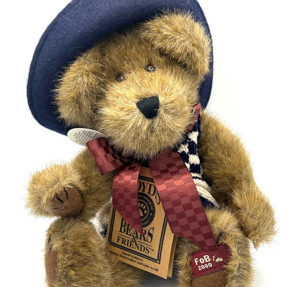 Boyds Bears Plush Set with Hats and Scarves Catherine & Caitlin - Picture 3 of 6